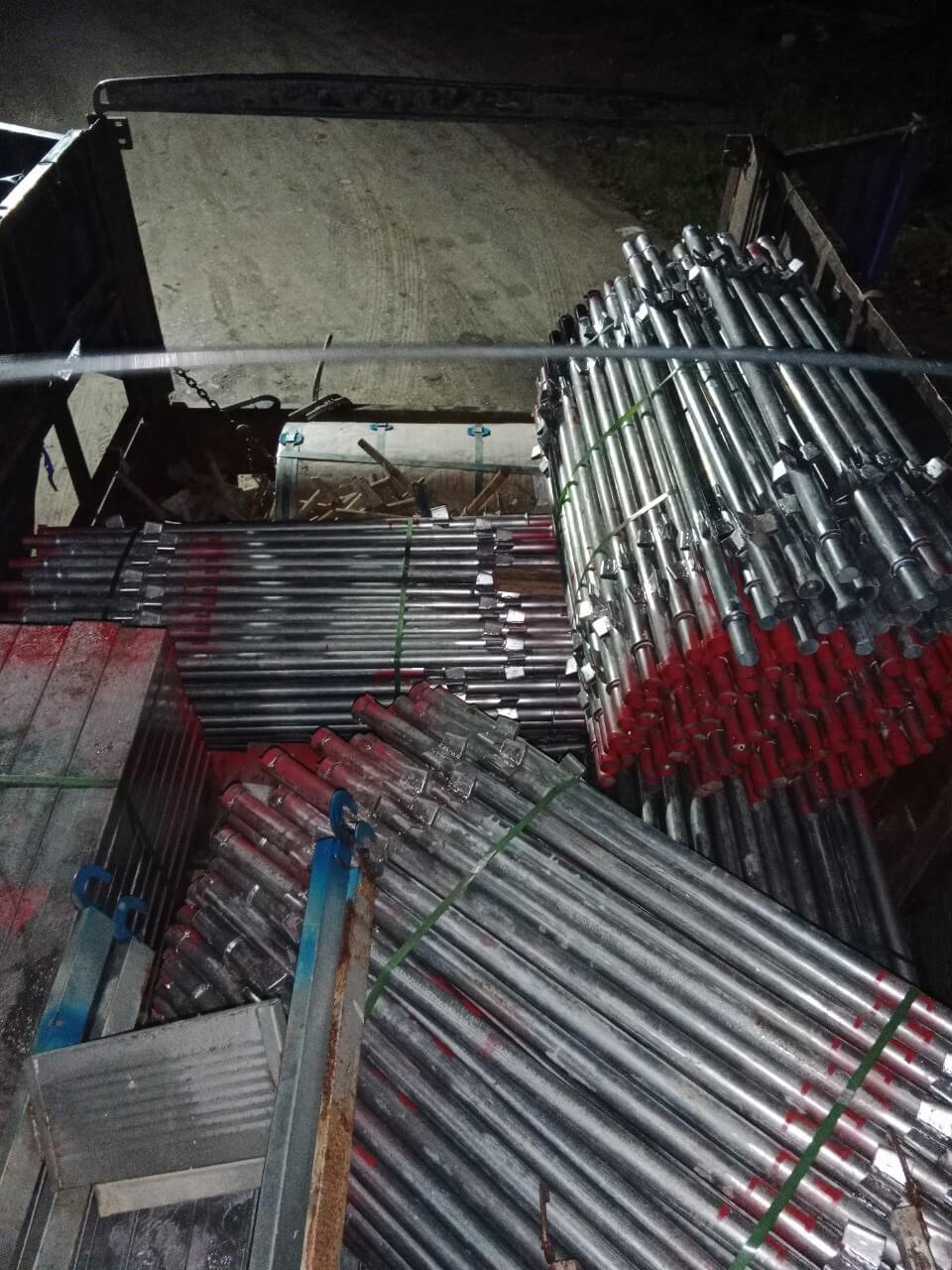 cho thuê giàn giáo nêm long an