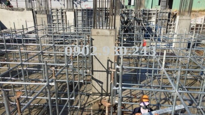 ung-dung-gian-giao-nem-lap-dung-san-truoc-khi-do-be-tong